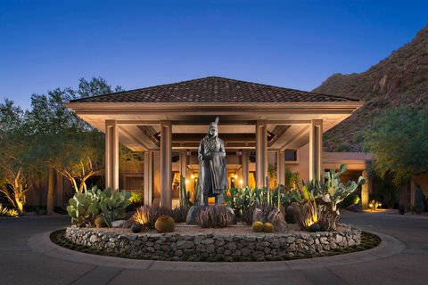 The Canyon Suites at The Phoenician, a Luxury Collection Resort, Scottsdale, dog-friendly hotel in Scottsdale