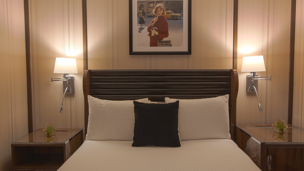The Iroquois New York, dog-friendly hotel in New York