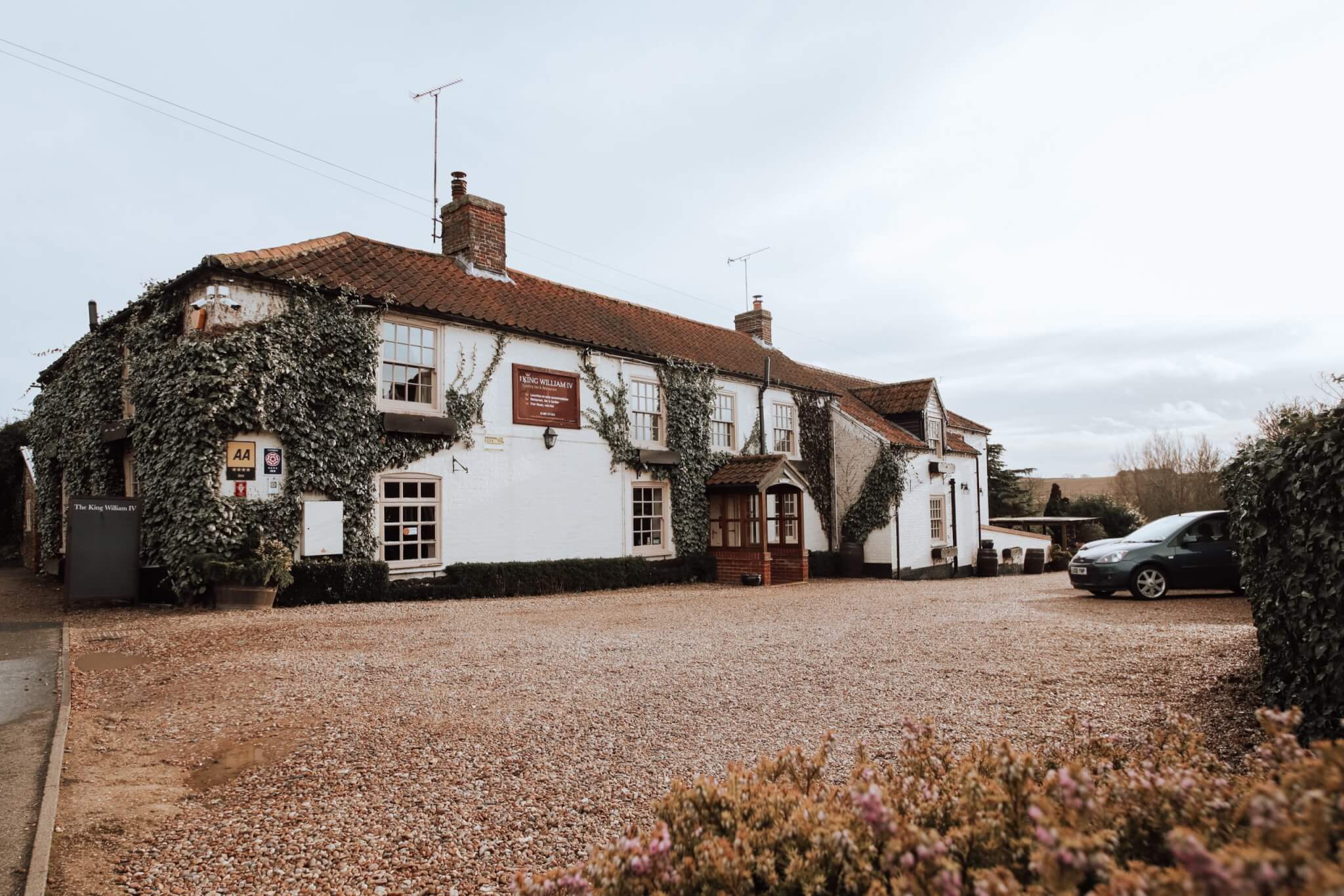 The King William IV, dog-friendly hotel in Norfolk and Suffolk Coast