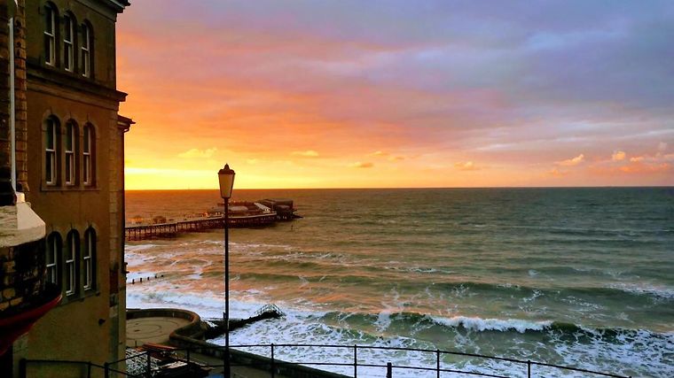The Red Lion Hotel, dog-friendly hotel in Norfolk and Suffolk Coast