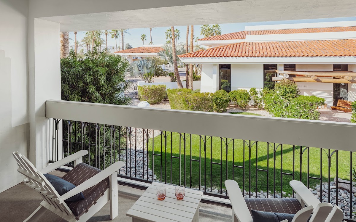The Scott Resort & Spa, dog-friendly hotel in Scottsdale