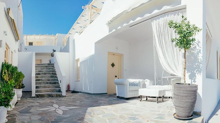 The White Suites, dog-friendly hotel in Milos and Sifnos