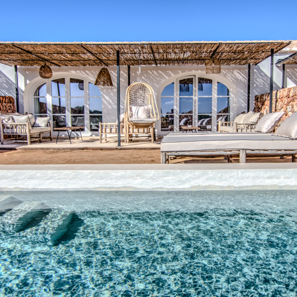 Torre Vella - Fontenille Menorca, dog-friendly hotel in Menorca