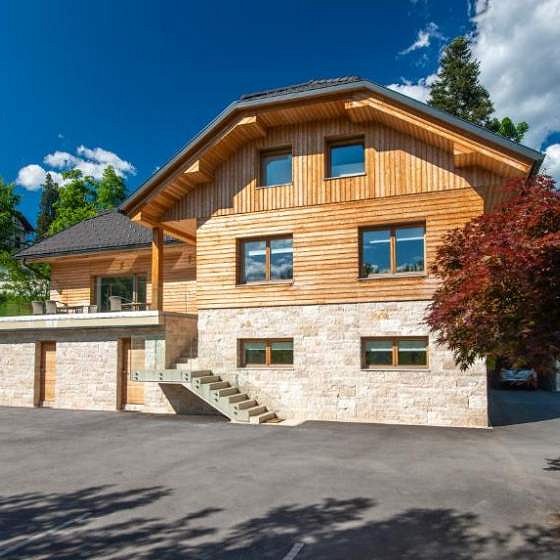 Vila Alpina, dog-friendly hotel in Lake Bled