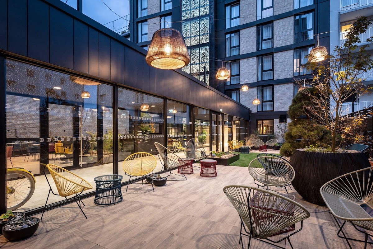 voco Strasbourg Centre The Garden by IHG, dog-friendly hotel in Strasbourg