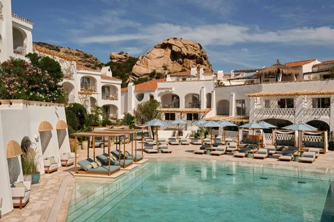 W Sardinia, Poltu Quatu, dog-friendly hotel in Sardinia